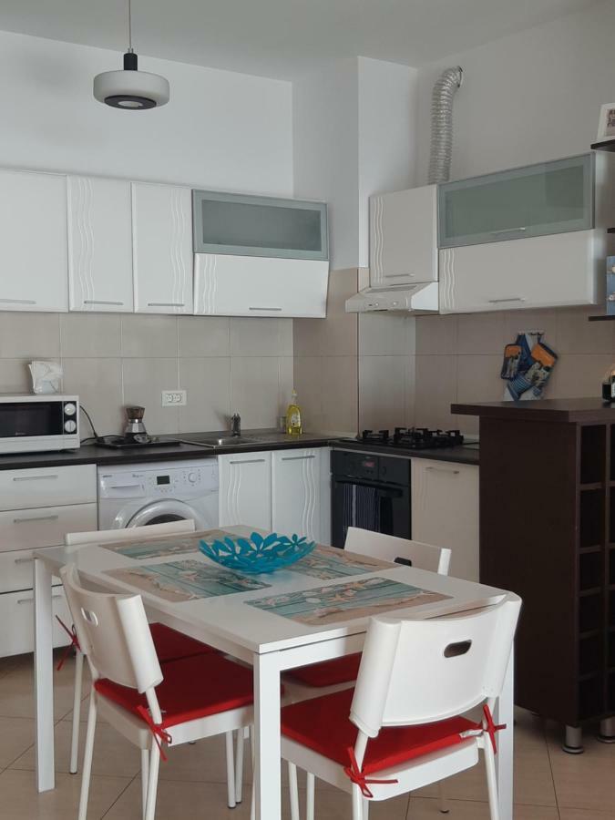 Apus De Soare Apartment 马马亚 外观 照片